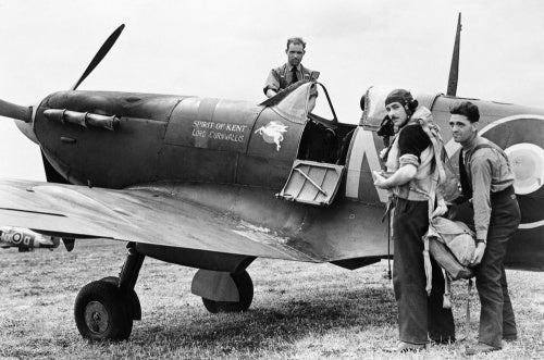 Squadron Leader M.G.F. Pedley, the CO of No. 131 Squadron RAF, about to set out on a sweep in his Supermarine Spitfire Mk VB from Merston, a satellite airfield of Tangmere in Sussex, June 1942.