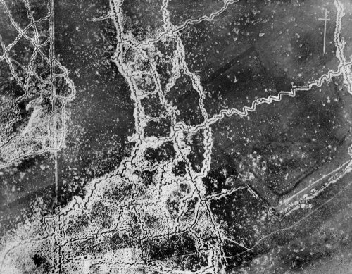 Aerial photograph showing the opposing trench systems between Loos and Hulluch in July 1917.