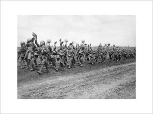 Troops of the 4th Battalion, Worcestershire Regiment (29th Division) marching to the trenches. Acheux-en-AmiÃÂ©nois, Somme, 27 June 1916.