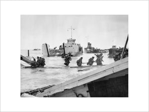 Commandos of 48 (RM) Commando coming ashore from landing craft at St Aubin-sur-Mer on Juno Beach, 6 June 1944.