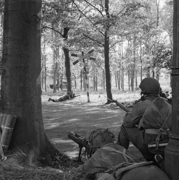 The British Airborne Division at Arnhem and Oosterbeek in Holland