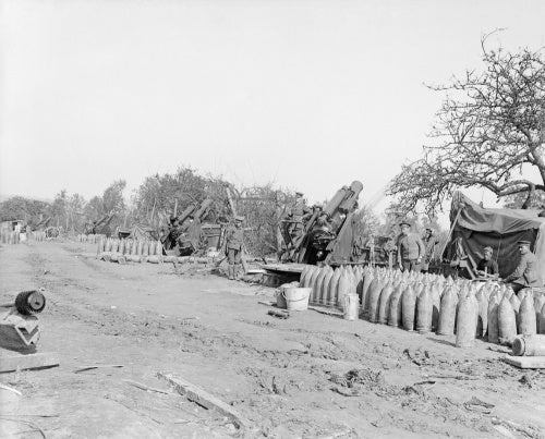 9.2 inch howitzers of the 148th Siege Battery, RGA at Maricourt, September 1916.